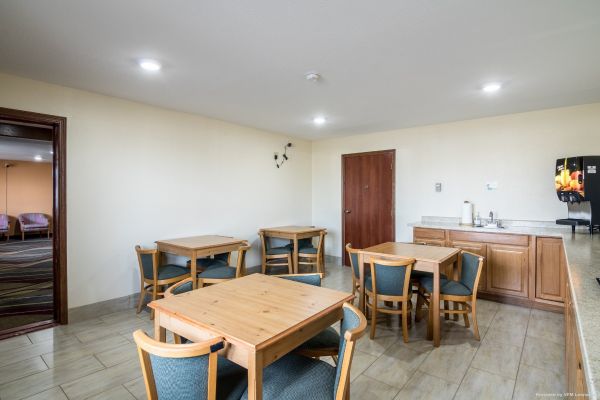 Scottish Inns and Suites (Eau Claire)